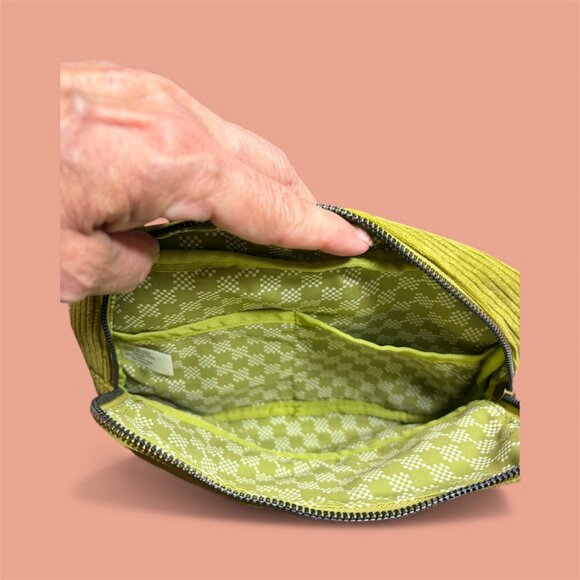 STYLE LAB GREEN CORDOROY CROSSBODY NWT - Picture 3 of 4